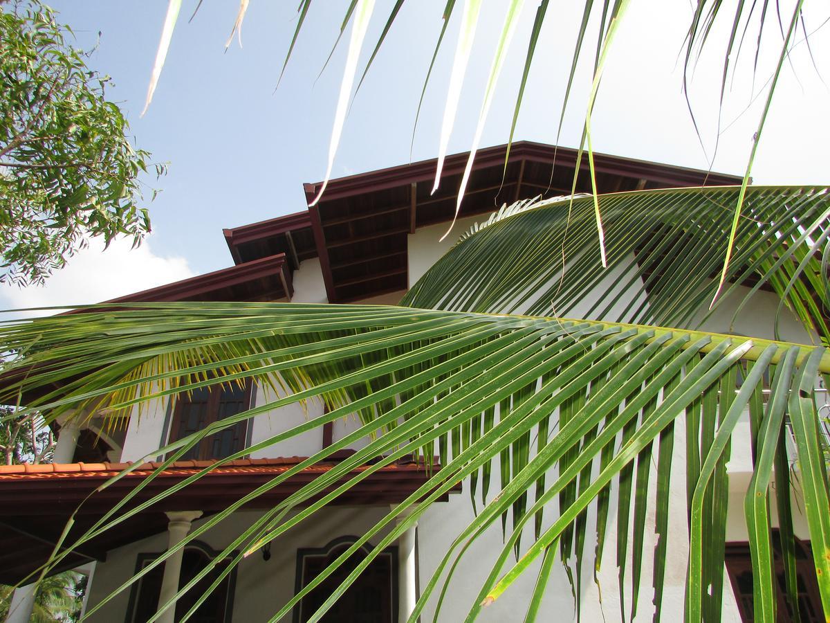 אינדורואה Falcon Villa מראה חיצוני תמונה