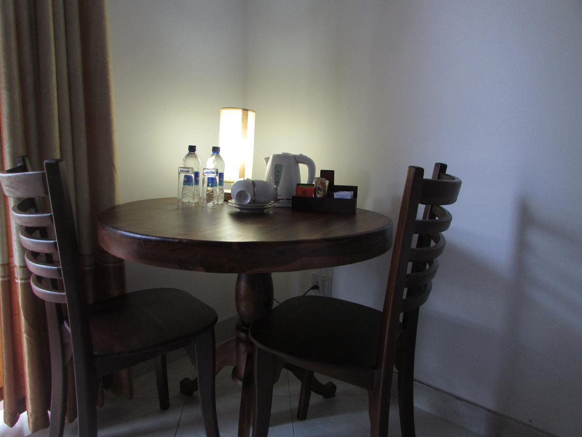 אינדורואה Falcon Villa מראה חיצוני תמונה